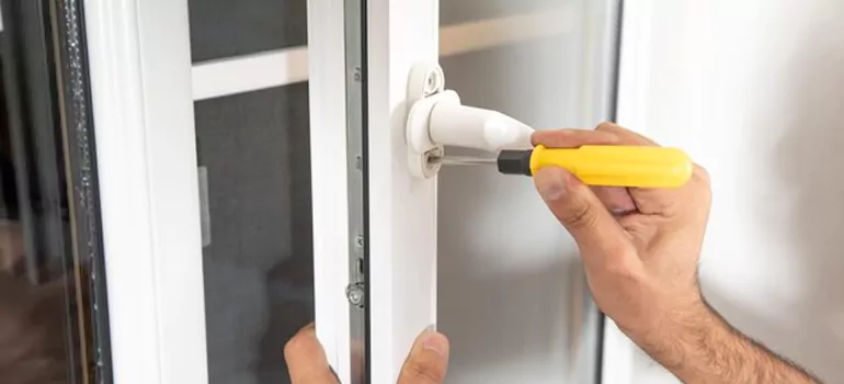 Casement Window Handle Replacement in Opa-locka, FL